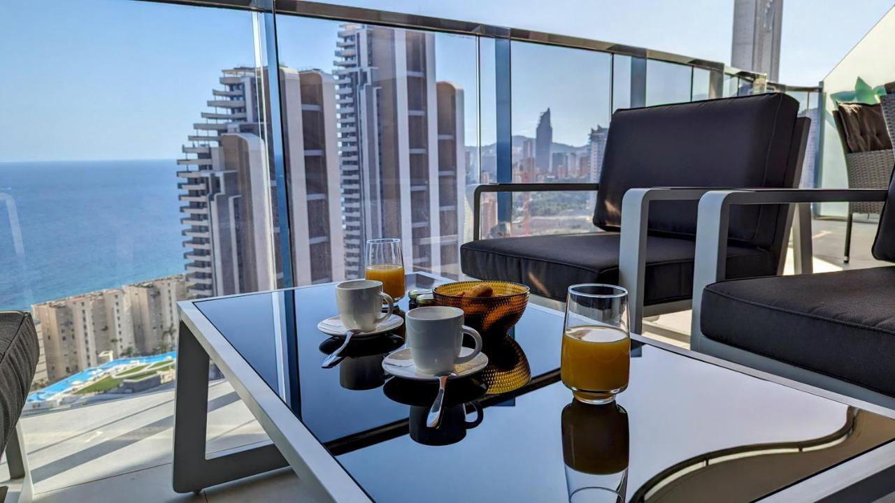 Sunset Waves Wow Apartment Benidorm Bagian luar foto