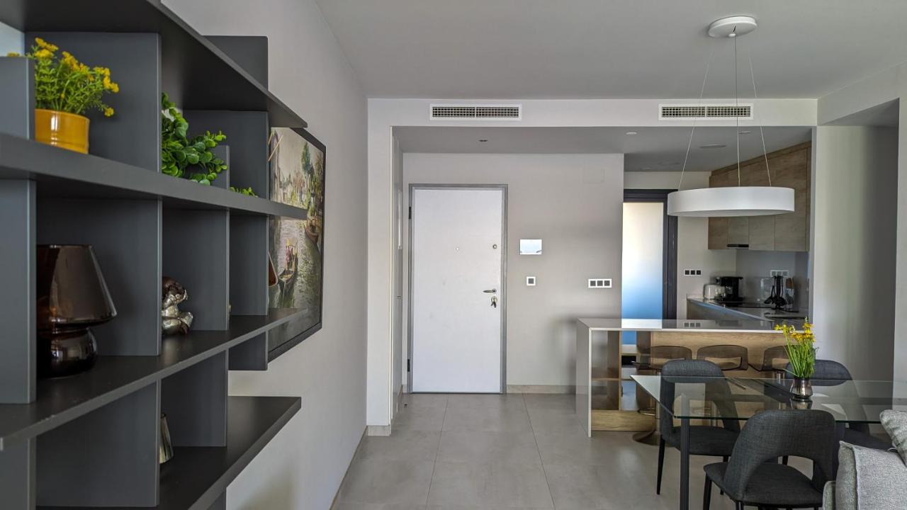 Sunset Waves Wow Apartment Benidorm Bagian luar foto