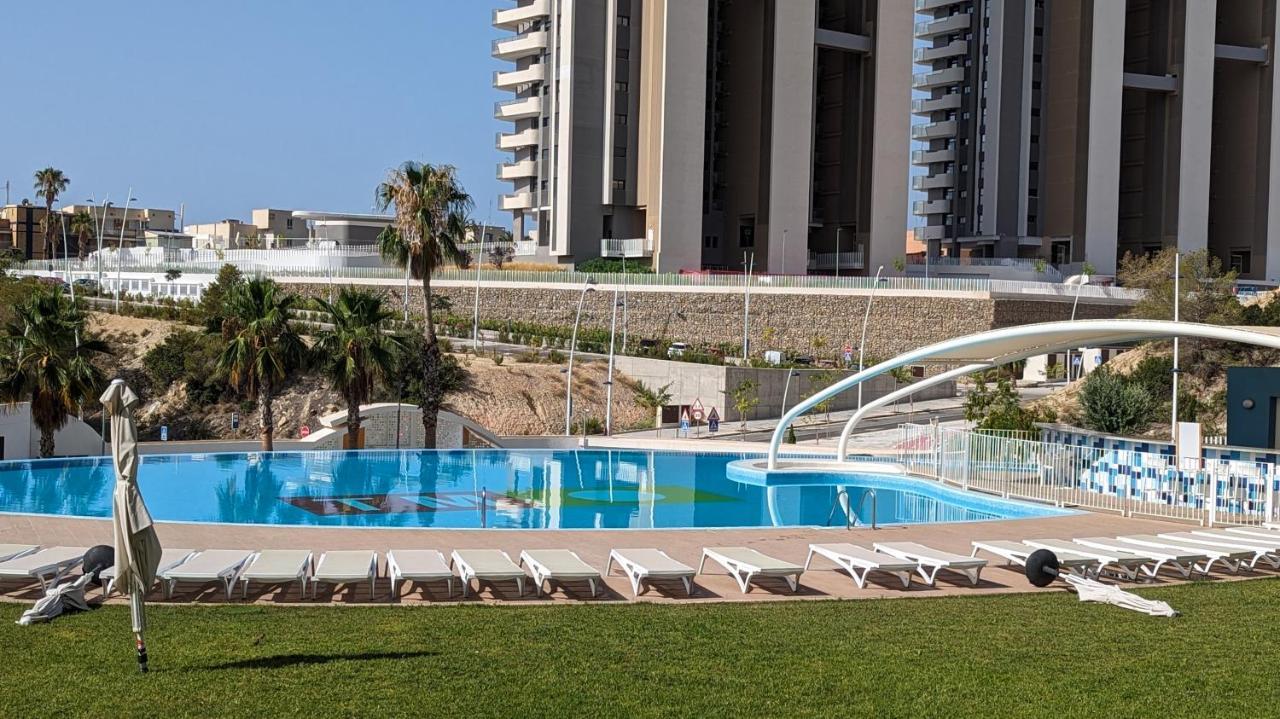Sunset Waves Wow Apartment Benidorm Bagian luar foto
