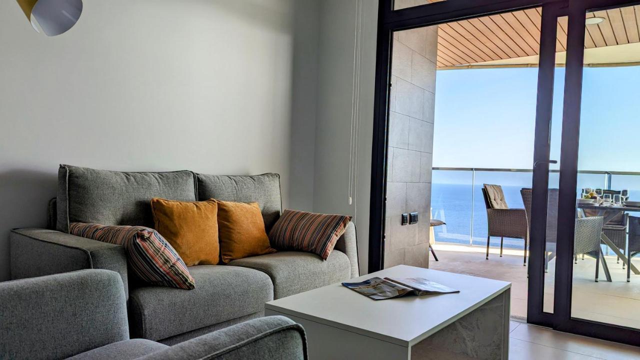 Sunset Waves Wow Apartment Benidorm Bagian luar foto